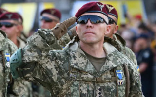 Указом Зеленский перенес День Десантно-штурмовых войск – когда будут отмечать