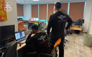 В Україні викрили мережу з 14 шахрайських call-центрів, які видавали себе за міжнародних брокерів