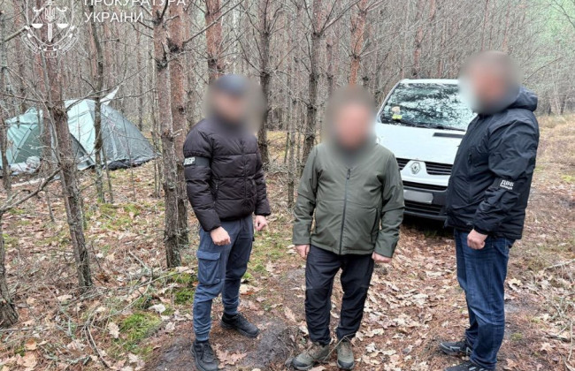 Зник разом із 13,4 млн грн та жив у наметі: начальнику столичного відділу поліції Рибянському оголосили підозру