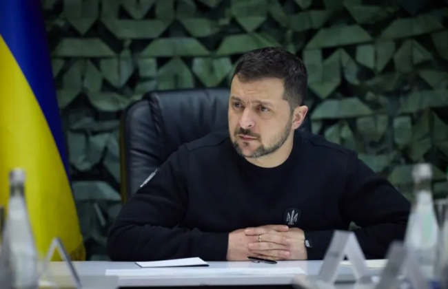 Зеленский анонсировал зарплаты 50-60 тысяч гривен для военных на контракте