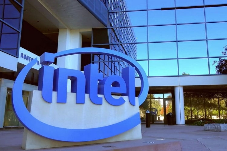 Intel подала в суд на экс-сотрудника, который украл 18 тысяч секретных файлов