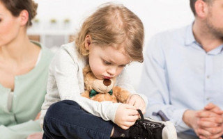 Хто має утримувати дитину, якщо батьки не можуть це робити — пояснення Мін’юсту