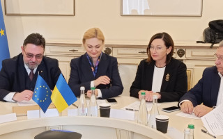 Комитет Рады поддержал исключение русского языка из перечня языков, подлежащих защите в соответствии с Хартией