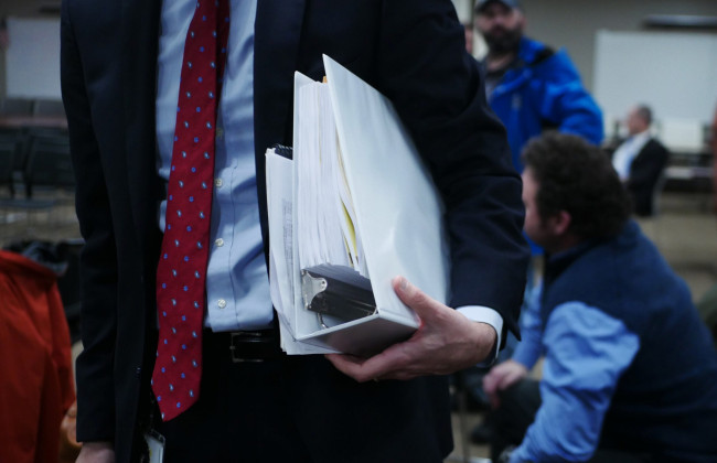 НАГС: лишь 30% опрошенных госслужащих считают оплату труда справедливой, а 15% — конкурентной