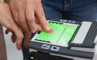 Румыния запустила систему EES на границе – у украинцев будут снимать отпечатки пальцев