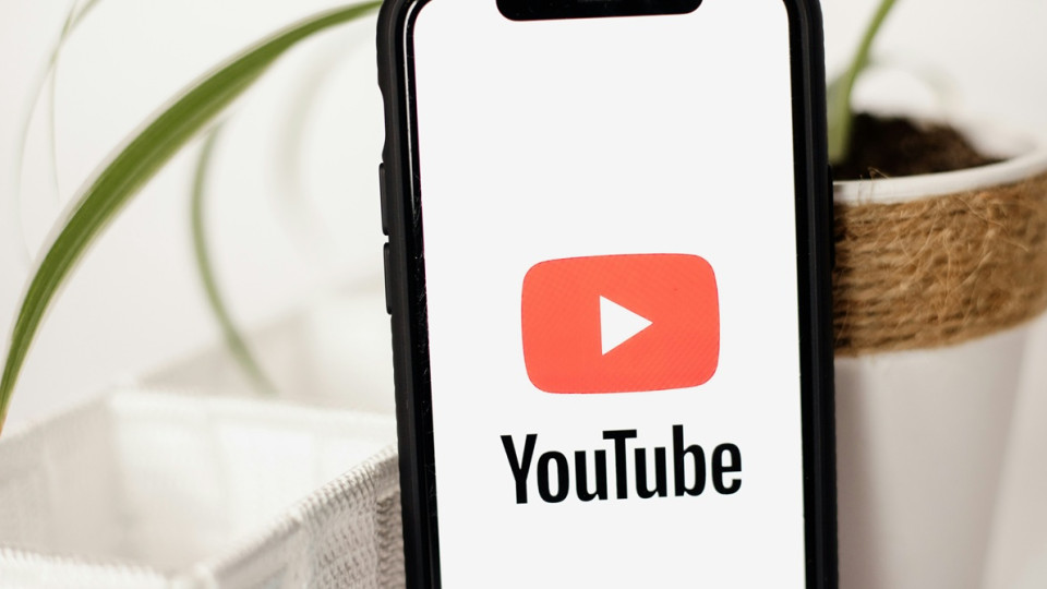 Чи треба підприємцю сплачувати податок із грошей, отриманих від YouTube за рекламу — роз’яснення