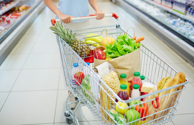 Инфляция в Украине набирает обороты: какие продукты подорожали больше всего