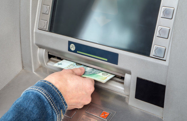 У ЄС оновлять банкомати — встановили нові вимоги з 2025 року