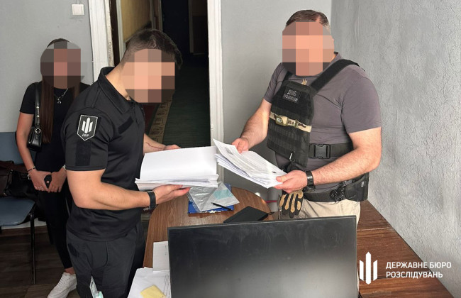 В Харьковской области правоохранитель организовал мужчине сопровождение в ТЦК для снятия с розыска