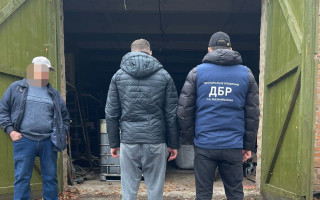 ДБР виявило масштабну схему збуту пального, призначеного для ЗСУ