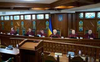 Конституційний Суд розглядає справу щодо трудових гарантій працівників, які призвані на військову службу