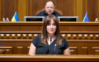 У проекті Держбюджету-2026 передбачено 6,6 млрд грн на підвищення зарплат вчителям і викладачам ВНЗ — Леся Забуранна