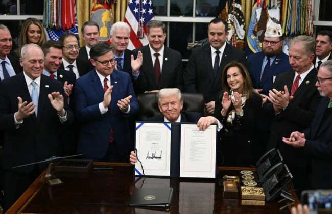 В США завершился самый длинный шатдаун в истории — Трамп подписал закон о финансировании правительства