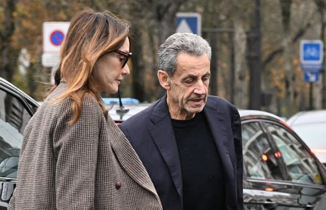 Николя Саркози впервые появился на публике после освобождения из тюрьмы, фото