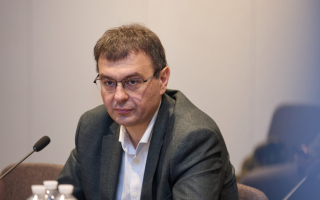 Несмотря на спад инфляции в октябре, цены на продукты существенно выросли — Гетманцев призвал к повышению пенсий и зарплат