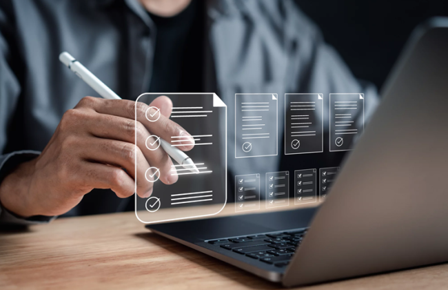 В суде объяснили, имеет ли электронный кредитный договор такую ​​же юридическую силу, как бумажный с собственноручной подписью