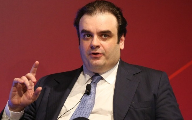 В Греции подали иск из-за дипфейк-рекламы в Facebook с изображением министра финансов