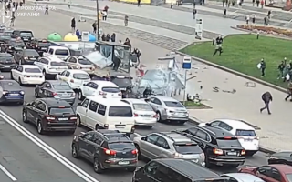 Водителю, который потерял сознание и сбил двух женщин на Майдане Незалежности, назначили наказание