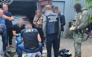 На Тернопільщині колишній адвокат постане перед судом за зберігання зброї