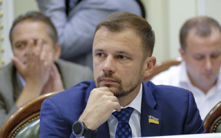 Учителей не уволят – Сергей Бабак рассказал, какие зарплаты и нагрузки в новой реформе образования