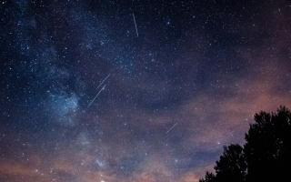 Ночь падающих звёзд — 17 ноября: метеоры Леониды подарят украинцам особенное небесное шоу