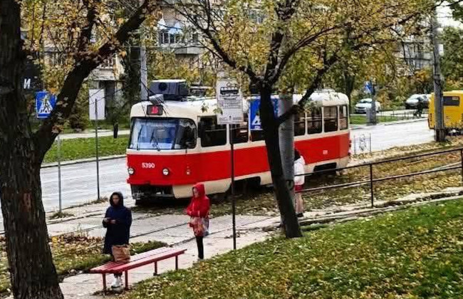 В Киеве изменят маршруты трамваев из-за ремонта на Кирилловской