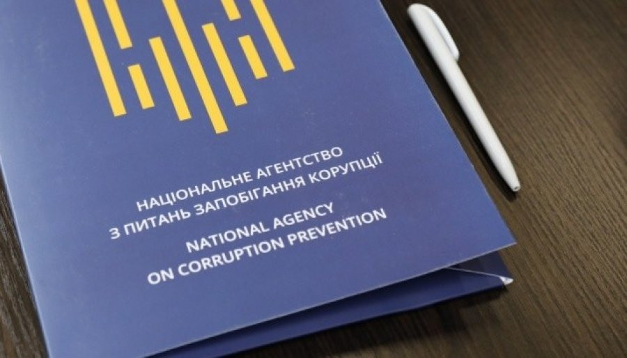 У Реєстрі прозорості зареєструвалася перша сотня лобістів: хто вони та які сфери представляють