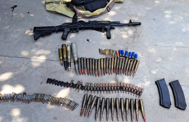 Навигация по курсу «АК-74»: директор морской фирмы превратил дом в тайный арсенал