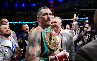 Олександр Усик звільнив пояс WBO і втратив статус абсолютного чемпіона світу