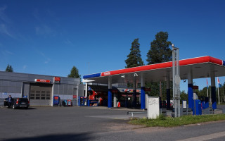 В Финляндии закроют автозаправки российского «Лукойла» из-за санкций США
