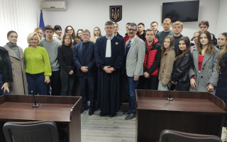 Днепропетровский окружной административный суд организовал практический семинар для студентов