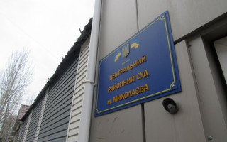 Суд на два роки позбавив права керування чоловіка, який залишив місце ДТП — деталі справи