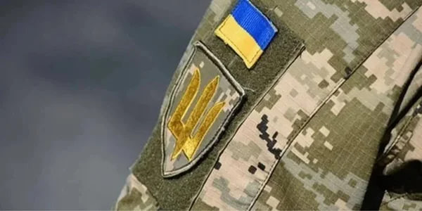 У Полтаві автомобіль ТЦК переїхав ногу співробітнику – відео