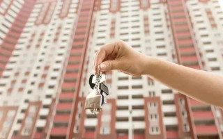 Двое мужчин, продавших квартиры умершей киевлянки, предстанут перед судом за мошенничество