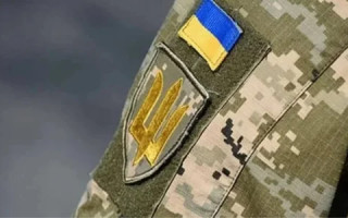 У Полтаві автомобіль ТЦК переїхав ногу співробітнику – відео