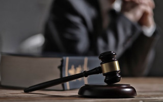 Чи може стягувач оскаржувати штрафи виконавця у немайнових провадженнях — позиція Верховного Суду