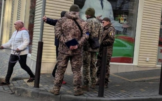 ТЦК не мають права перевіряти документи та обмежувати права і свободи українців — Лубінець