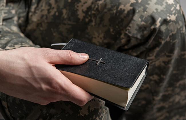 Религиозные убеждения не позволяют брать оружие — суд рассматривает дело мобилизованного Свидетеля Иеговы, который совершил СЗЧ