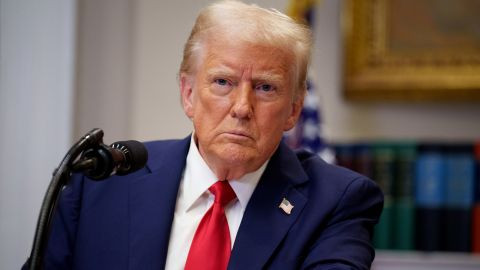 Трамп назвал войну «проигрышной для всех» и обиделся, что «руководство Украины не выразило благодарности»