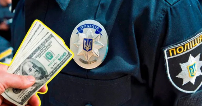 В Прикарпатье нетрезвый водитель пытался подкупить полицейского $300 – что решил суд