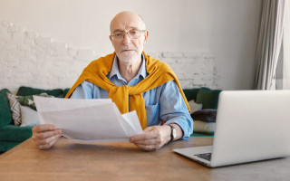 Пенсія чи інвалідність — чи потрібно підприємцям повідомляти податкову про свій статус