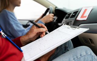 Майбутні водії можуть проходити практичний іспит на автомобілі, до якого звикли — роз’яснення МВС