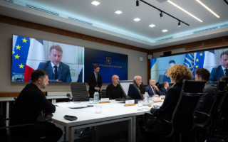 «Є чутливі моменти для обговорення»: Зеленський заявив, що готовий зустрітися з Трампом щодо мирного плану США