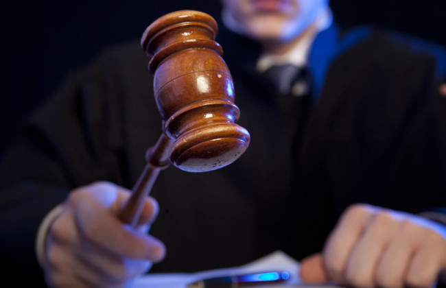 Британский судья сам сдал себя за нарушение ПДД — ему объявили выговор