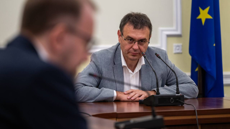 Детенизация рынка топливо — Гетманцев заявил о критической ситуации с нелегальными АЗС и призвал к решительным действиям