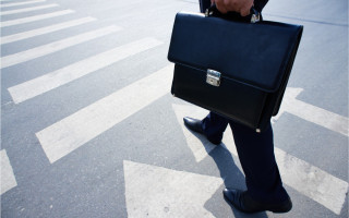 Уряд спростив 13 процедур і оновив підходи до оплати праці держслужбовців – результати реформи держуправління