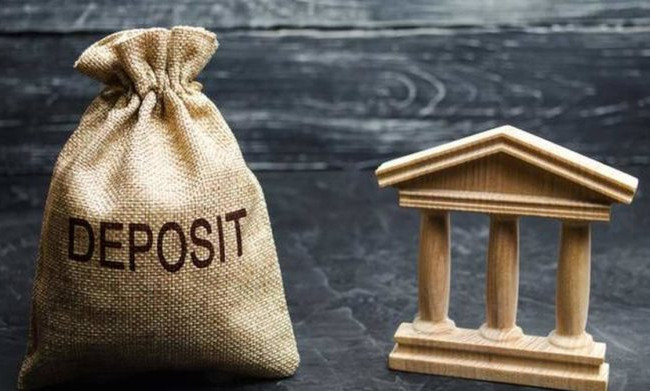 НБУ пояснив, чи вигідно зараз вкладати в депозити та ОВДП