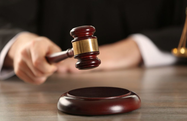 Суд призначив штраф чоловіку за побиття жінки з наслідками для здоров’я