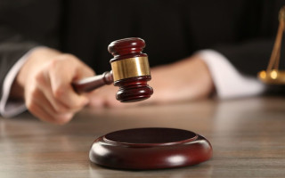 Суд призначив штраф чоловіку за побиття жінки з наслідками для здоров’я