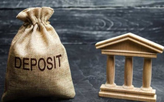 НБУ пояснив, чи вигідно зараз вкладати в депозити та ОВДП